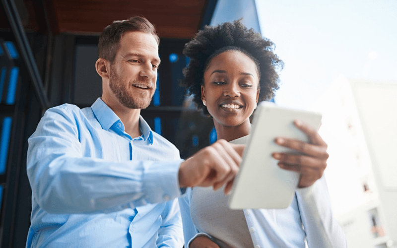 Woman communicates with retail representative using mobile chat agent
